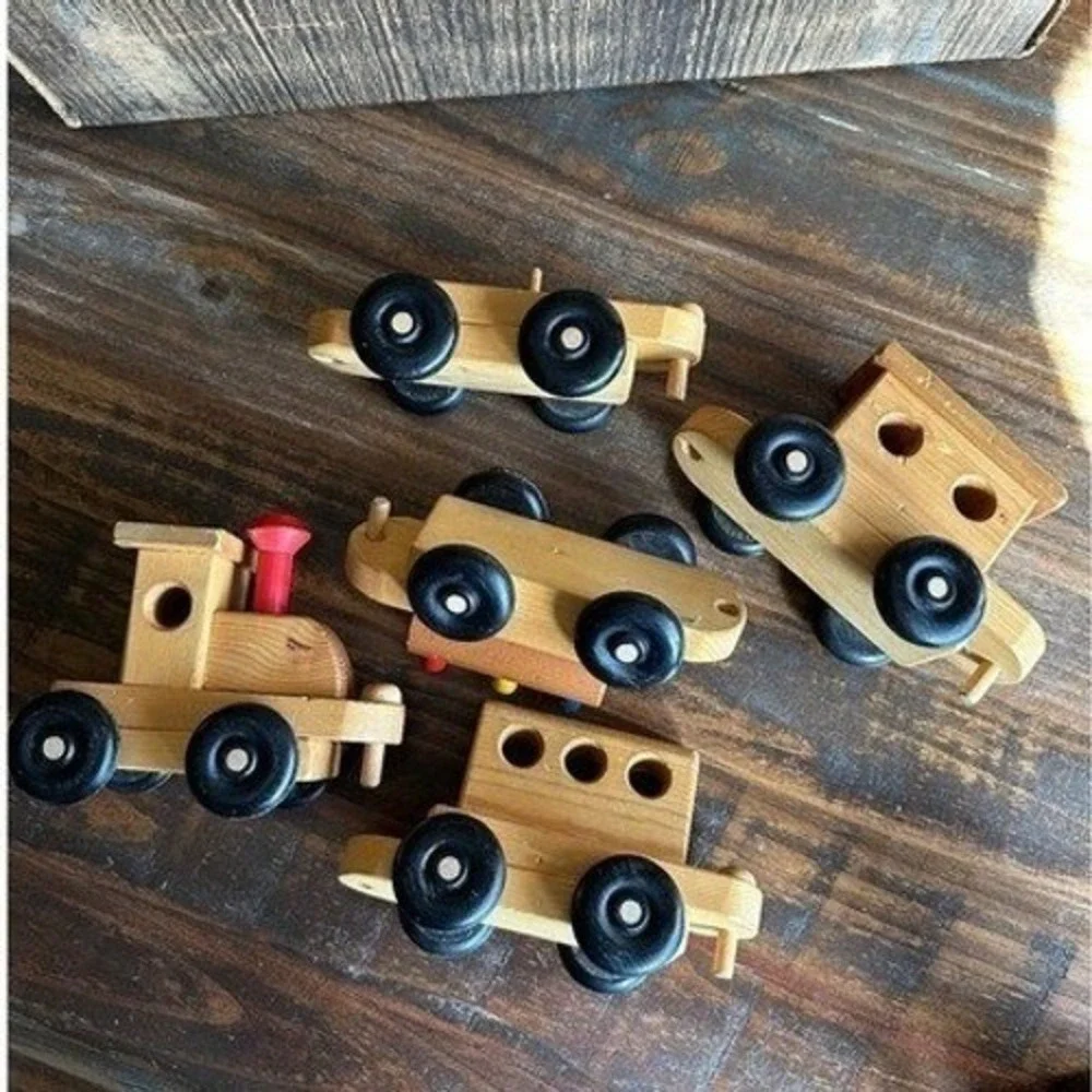 Train Set Vintage Wood S‎ & V Toys Locomotive & 4 Cars Davenport Iowa 8